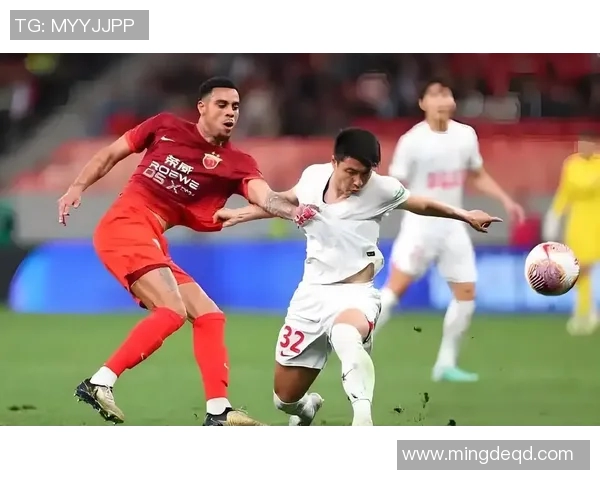 中超焦点战：上海海港对阵广州恒大的精彩回顾